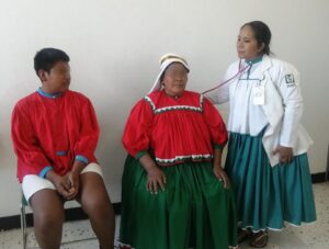 Benilda Figueroa, primera doctora rarámuri que transforma la salud en la Sierra Tarahumara