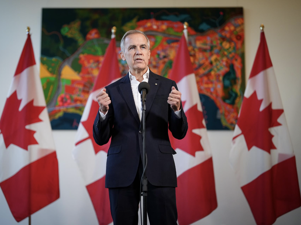 Mark Carney presenta candidatura para suceder a Justin Trudeau