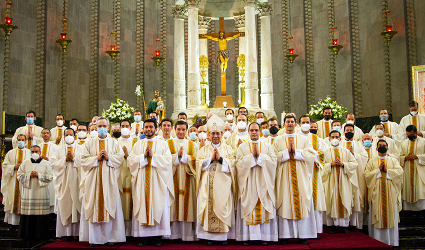 ordenacion sacerdotal y diaconal cdmx 2021