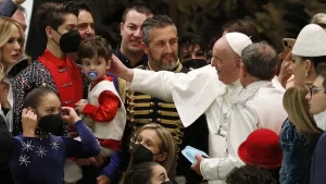 Donald Trump envía mensaje al Papa Francisco por su delicado estado de salud