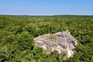 Ichkabal, la ciudad arqueológica más antigua que Chichén Itzá abierta al publico