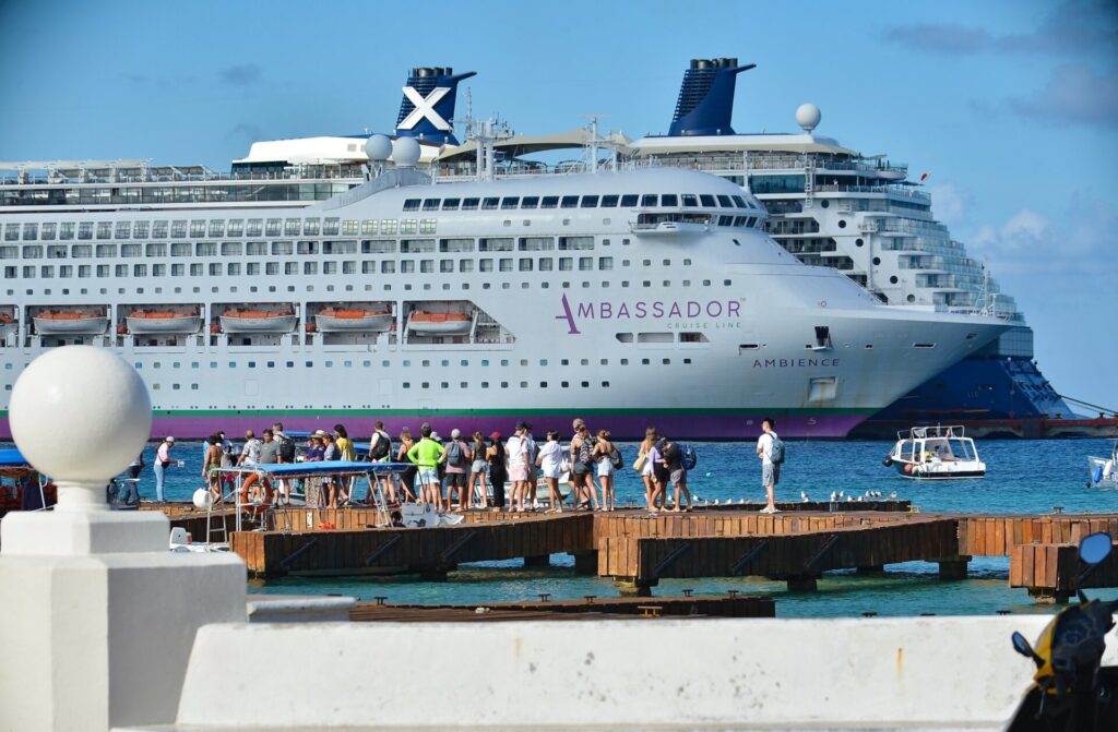 Cozumel recibirá más de 100 turistas de crucero esta semana