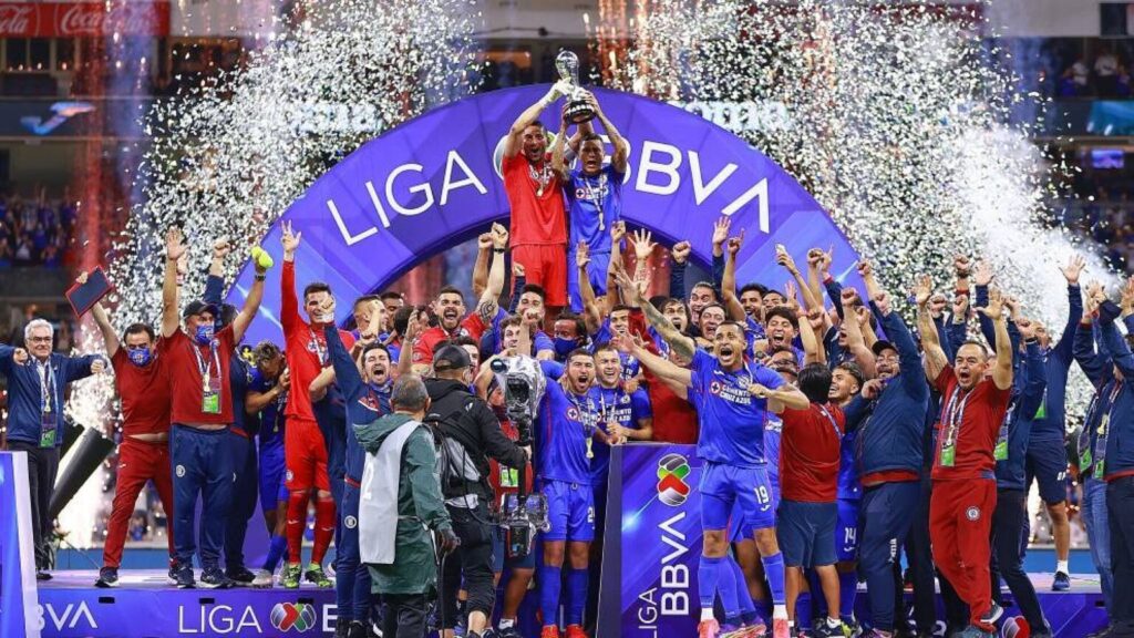 Obtiene Cruz Azul victoria en la Copa de Campeones Concacaf