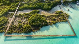 Ecoparque de Bacalar busca premio Mies Crown Hall Americas Prize.