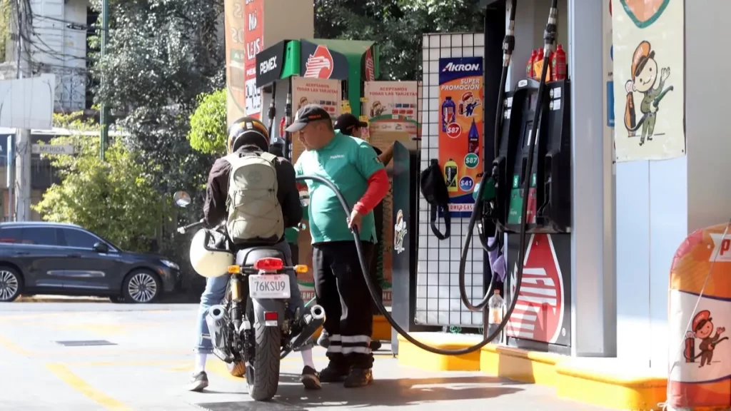 Precio de la gasolina no será mayor a 24 pesos por litro: Pemex