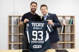 Sergio Ramos debutaria con Monterrey hasta marzo