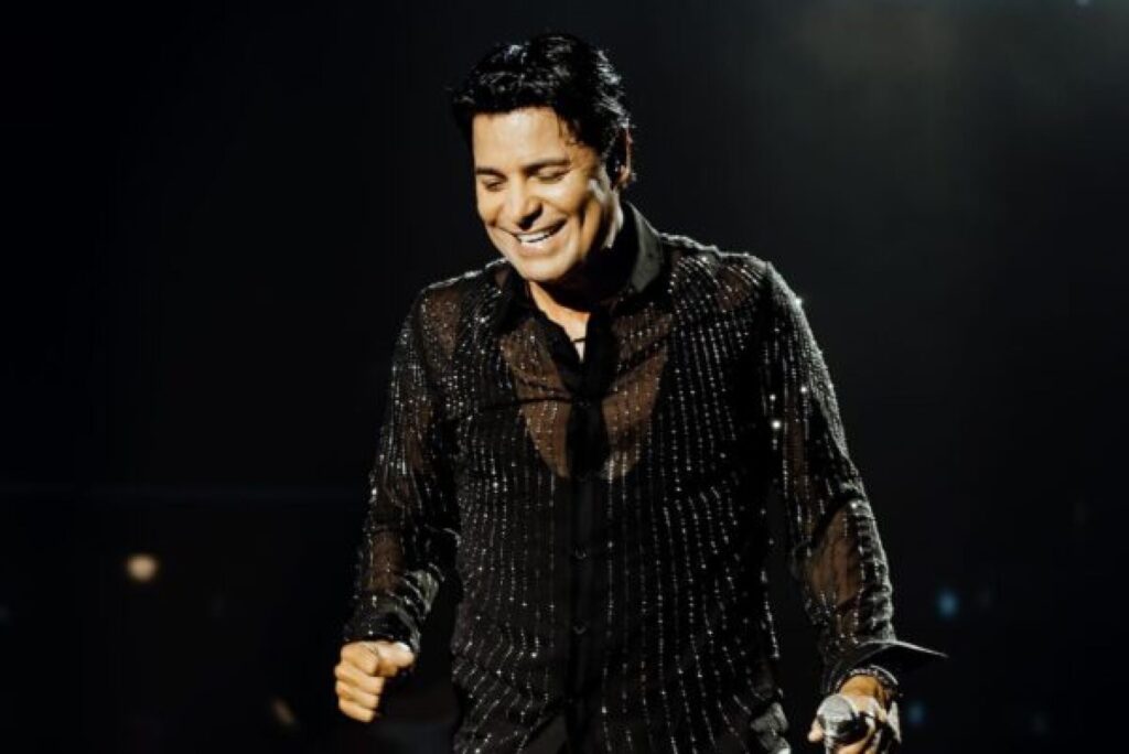 Chayanne descubre los tacos al pastor y su reacción sorprende a fans