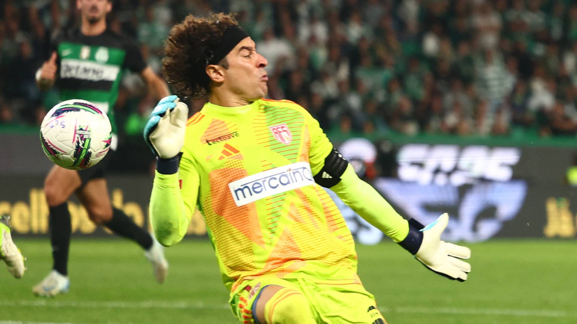 guillermo ochoa portugal