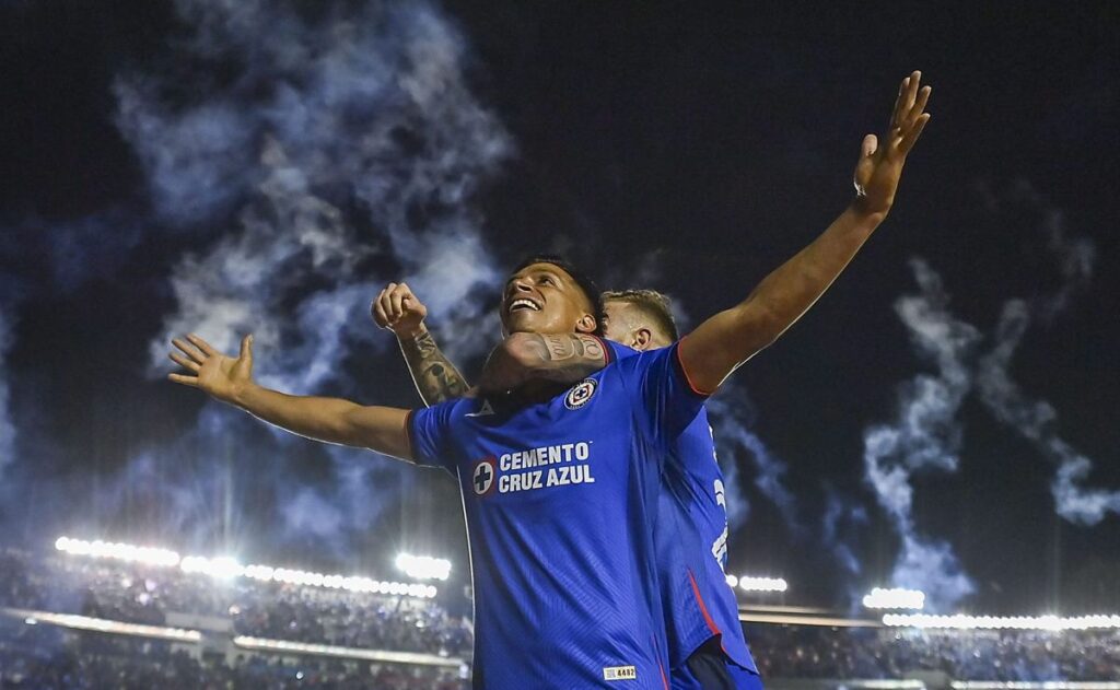 ¡Aplasta al Real Hope! Avanza Cruz Azul a octavos de final en la Concachampions