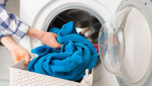 Toallas de baño ¿Cada cuánto se deben lavar, según expertos?