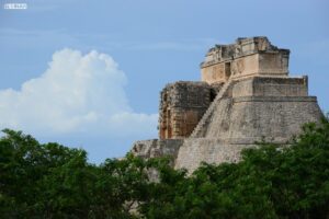 La pirámide del Adivino en Uxmal y la leyenda del enano