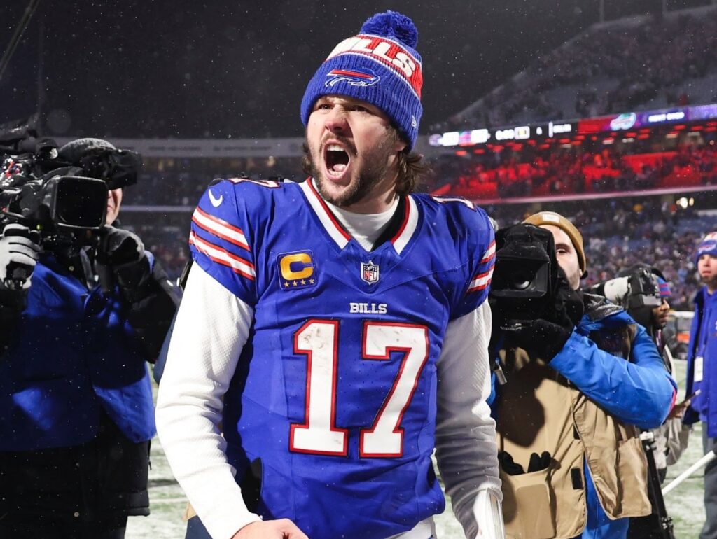 Josh Allen firma con los Bills contrato de más de 300 millones de dólares