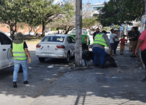 Detenidos por tirar basura en Cancún