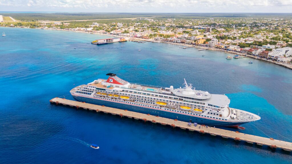 Cozumel y Mahahual, destinos líderes de turismo de cruceros en feria de Miami