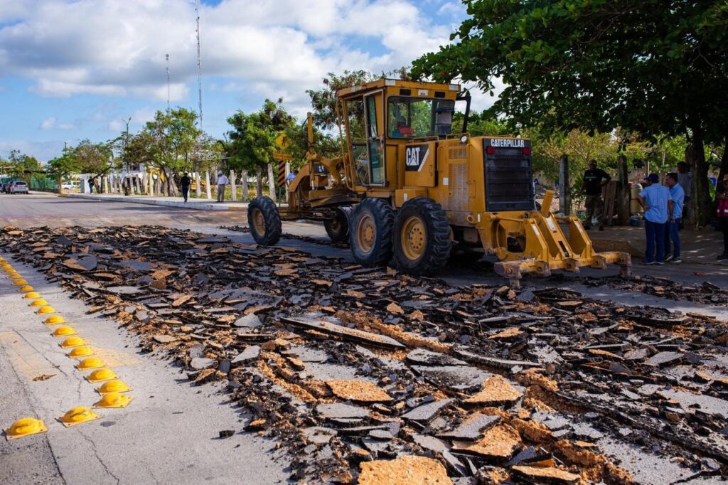Avenida Mayapán de Playa del Carmen