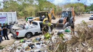 Detenidos en Cancun por tirar basura 6