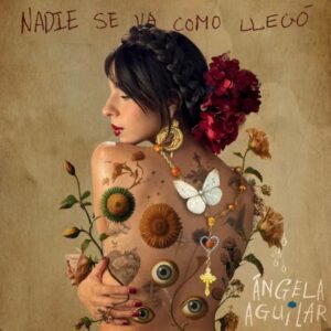 Acusan a Ángela Aguilar de copiar la portada del álbum a Belinda 
