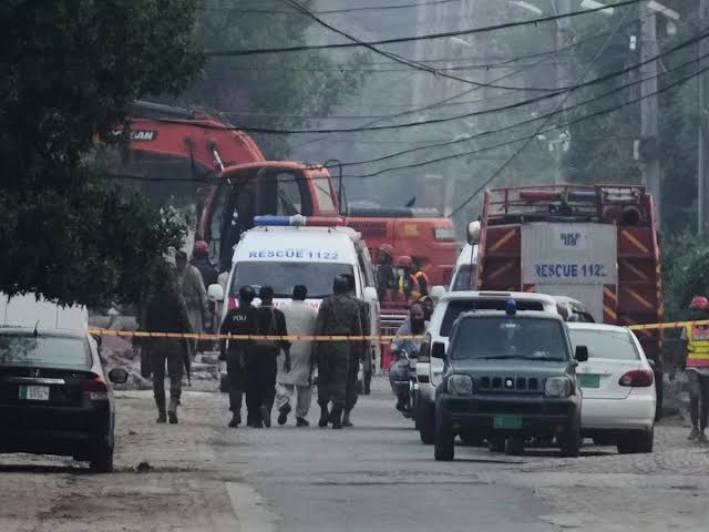 India ataca a Pakistán