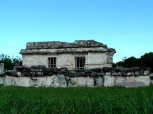 Zona Arqueologica El Rey en Cancun 11