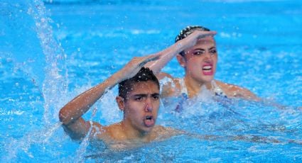Diego Villalobos gana plata y bronce en Copa del Mundo de Natación Artística 2025