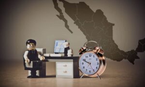 México reducirá su jornada laboral gradualmente de 48 a 40 horas 