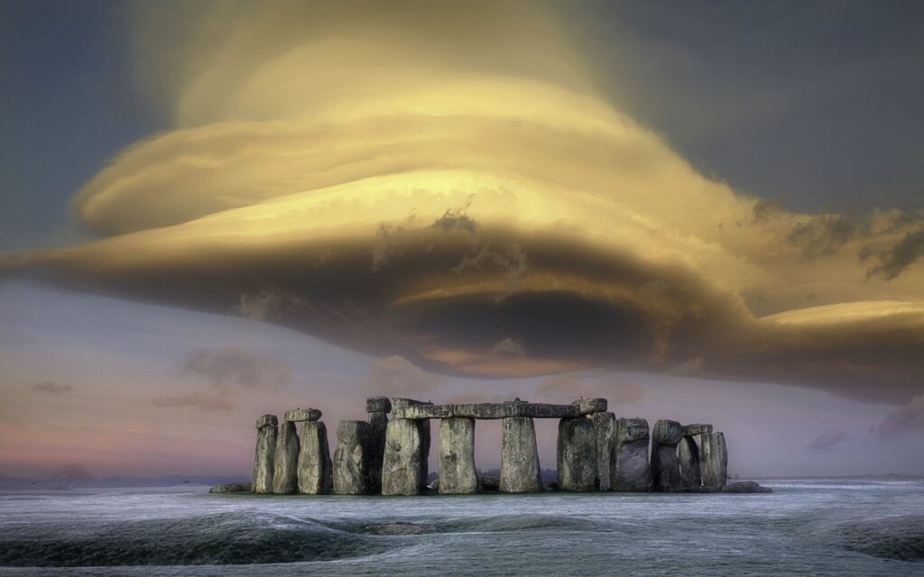 storm cloud over stonehenge wiltshire england uk royalty free image 1723588277