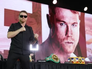 ¿Canelo Álvarez podría incursionar en la Lucha Libre?