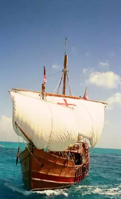 ¿Qué hizo Hernán Cortés con los barcos con los que llegó de Cuba?