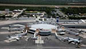 Aeropuertos de Tulum y Cancun 9