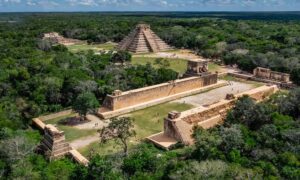 Chichen Itza 7