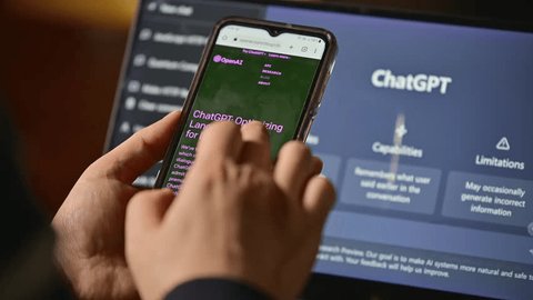 ¿ChatGPT te hace menos inteligente? Un estudio compara cerebros que usan IA y los que no