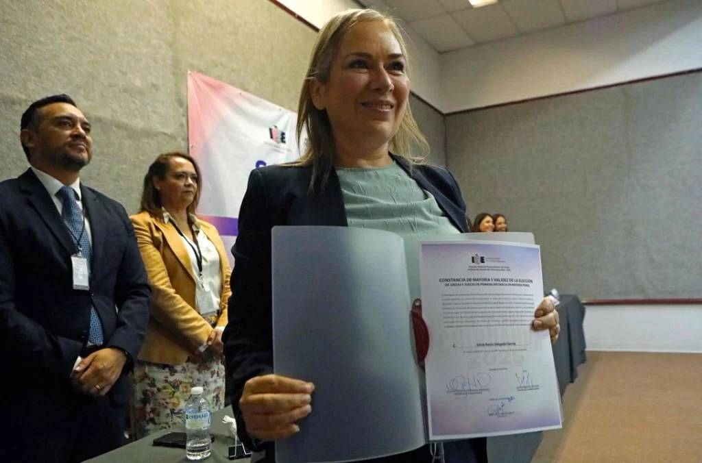 INE revisa promedios de 464 candidatos a magistrados de circuito