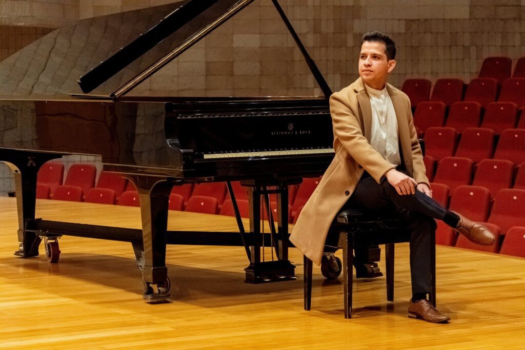 Recital de piano en Cancún: Christian Ochoa Carrasco interpretará a Bach, Mozart y Debussy