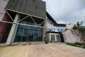 Rescatarán Auditorio del Bienestar que fue elefante blanco de Roberto Borge