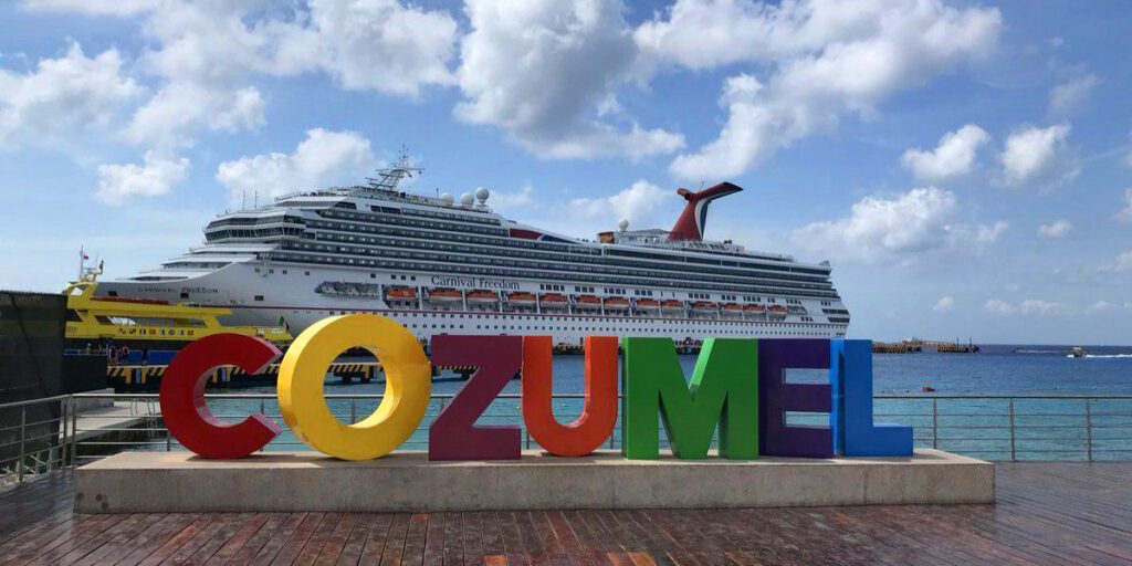 Sectur anuncia cobro de hasta 21 dólares a turistas que lleguen en crucero a Cozumel