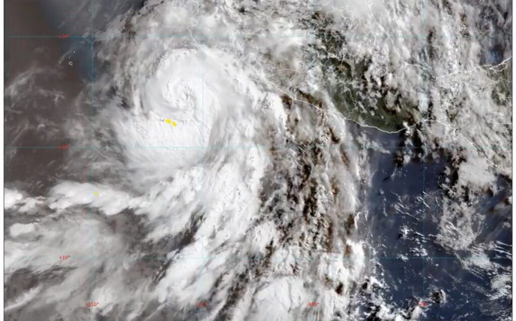 Huracán Flossie se intensificó a categoría 2: estados afectados