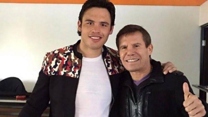 Julio César Chávez se quiebra al hablar de la detención de su hijo