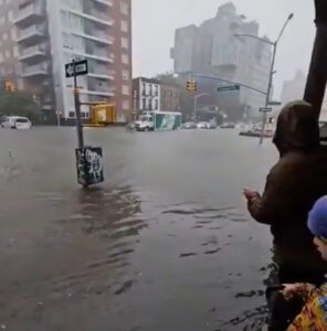 Lluvias intensas causan inundaciones en Nueva York y Nueva Jersey