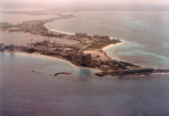 Así comenzó Cancún: con una lancha, un sueño y un hotelito de 24 cuartos