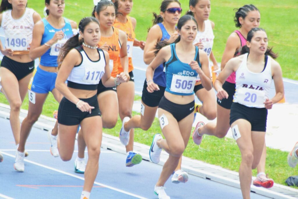 Quintana Roo suma seis medallas en Atletismo durante la Olimpiada Nacional CONADE 2025