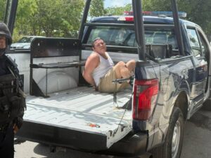 Arrestan a hombre que acosaba a mujeres en Cancún 