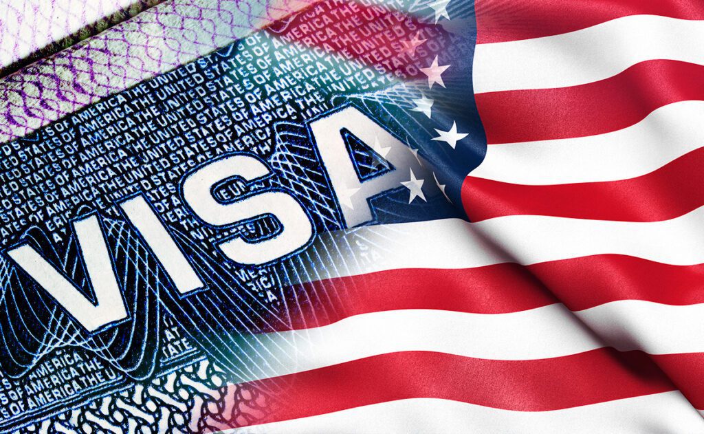 Trump duplicará precio de visa americana; costaría más de 8 mil pesos