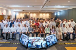 Autoridades dialogan en busca de la reducción laboral a 40 horas