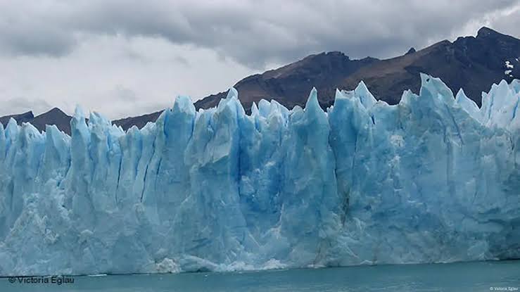 Científicos descubren un nuevo mecanismo del hielo en Groenlandia que podría acelerar el aumento del nivel del mar