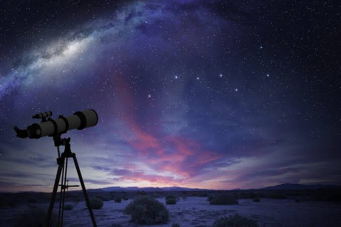 Calendario astronómico de julio: afelio de la Tierra, elongación de Mercurio y Luna llena
