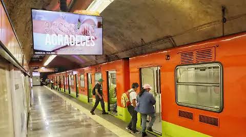 CDMX lanza campaña en el Metro para reducir el estrés y cuidar la salud mental de los usuarios
