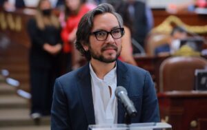 ¿Quién es Genaro Lozano, nuevo embajador de México en Italia?