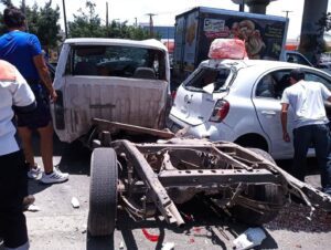 Tren fuera de control deja 6 muertos y varios heridos en Irapuato