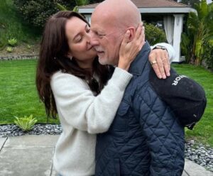 Bruce Willis ya no vive con su familia; fue trasladado a hogar de cuidados especiales