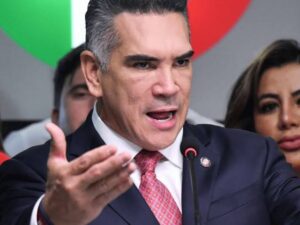 Alito’ Moreno denuncia a Noroña ante la FGR por amenazas